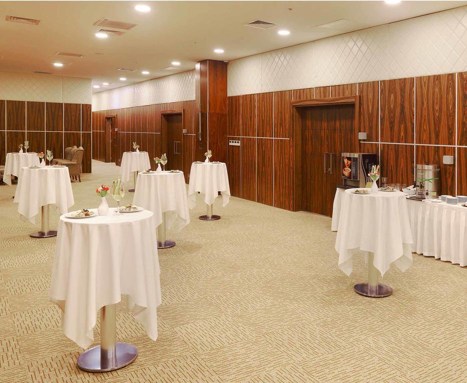 Manesol Fuar Hotel Istanbul Exterior photo